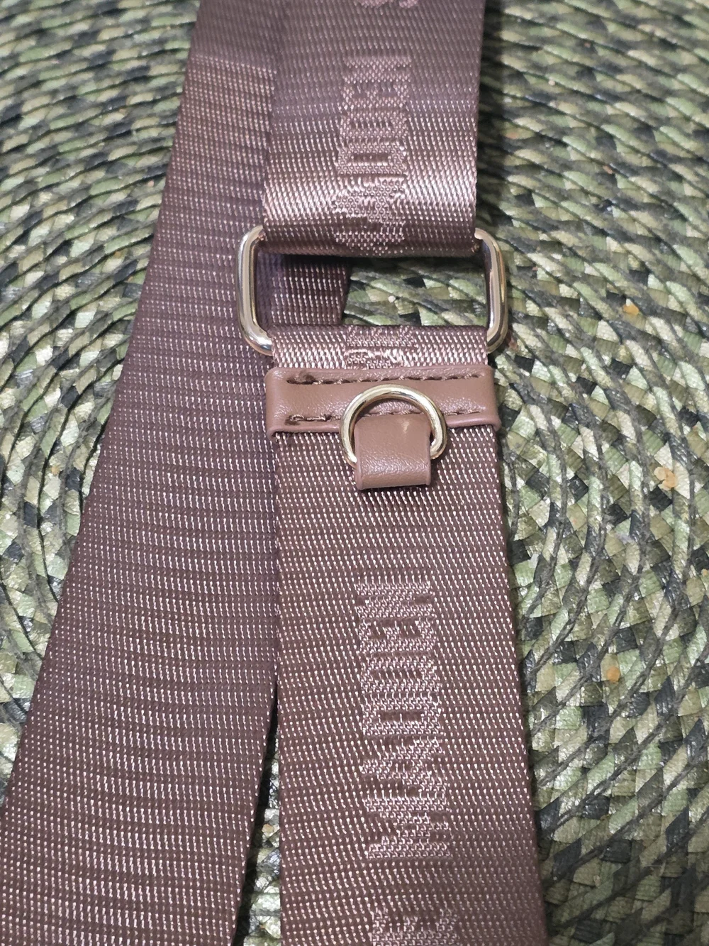 Steve Madden Brown Wide Adjustable Crossbody Strap with Gold Hardware EUC